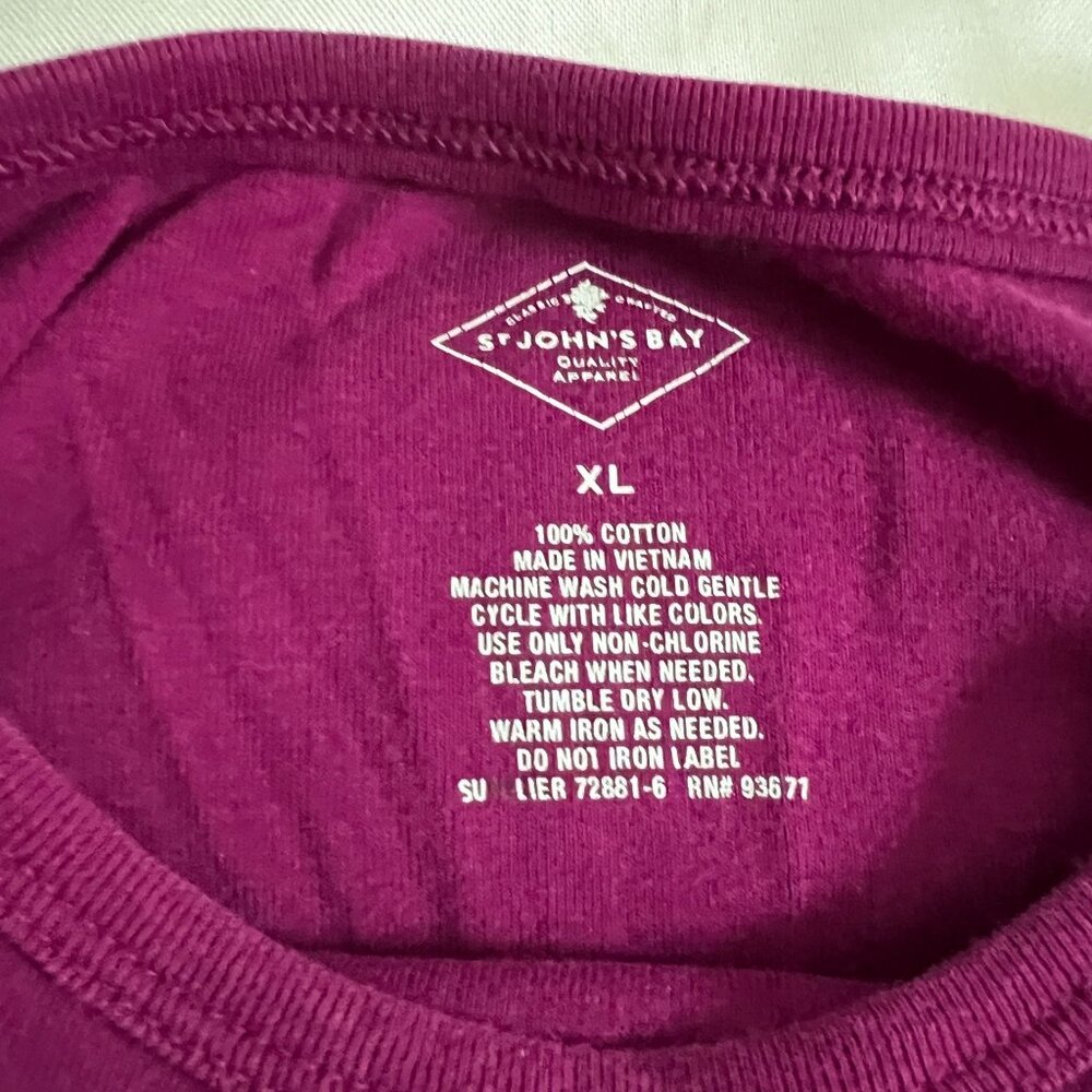 St. Johns Bay Womens Long-Sleeve Crewneck Shirt XL Pink 100% Cotton Casual Top - Picture 2 of 3